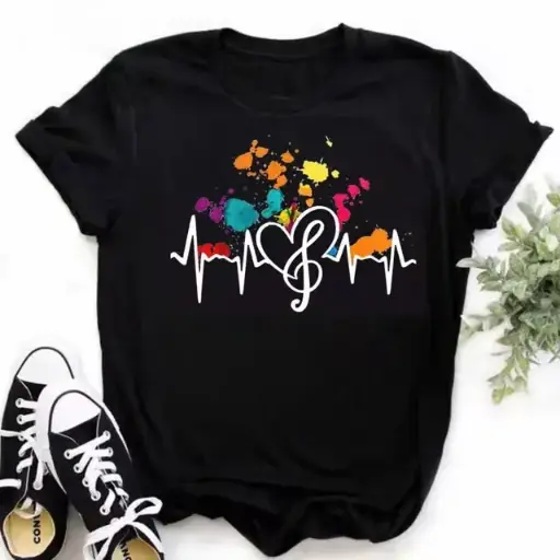 Camiseta Harajuku negra con nota musical